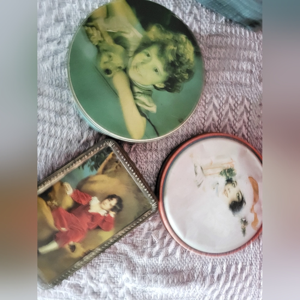 3 vintage tins